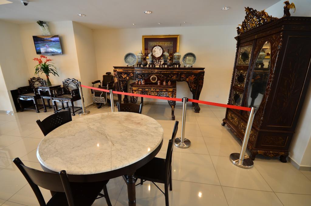 906 Riverside Hotel Malacca Екстер'єр фото