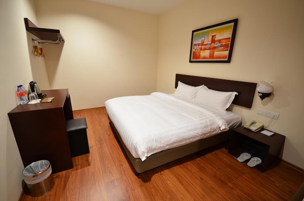 906 Riverside Hotel Malacca Екстер'єр фото