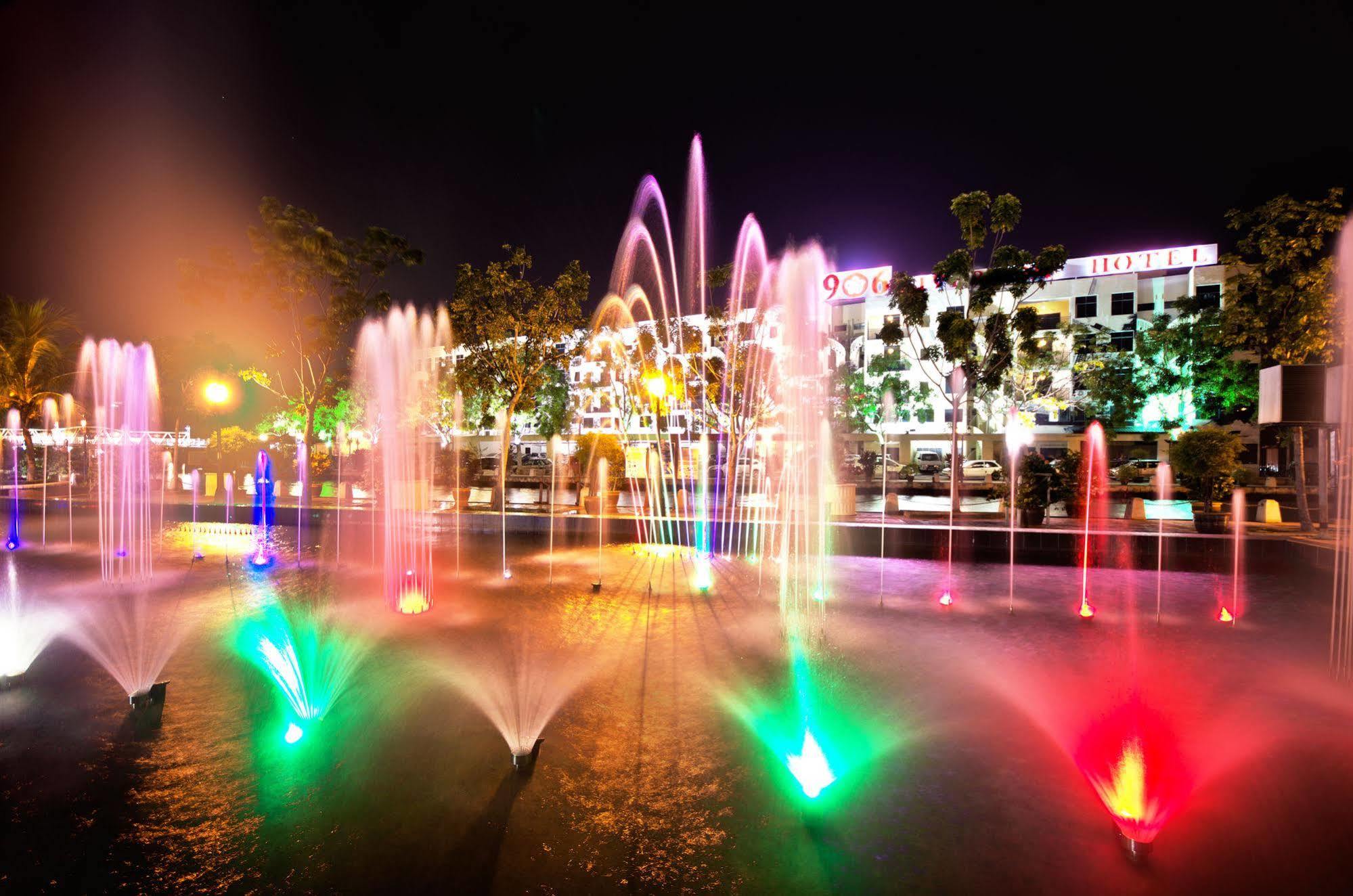 906 Riverside Hotel Malacca Екстер'єр фото